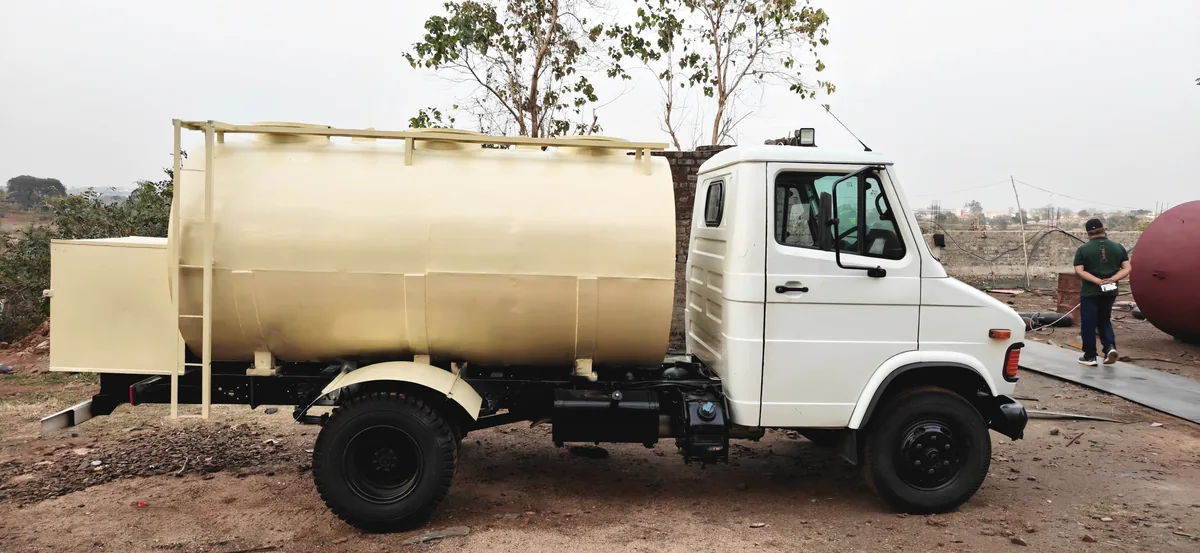 Heavy-Duty Dispensing Lorry · Tata Chassis